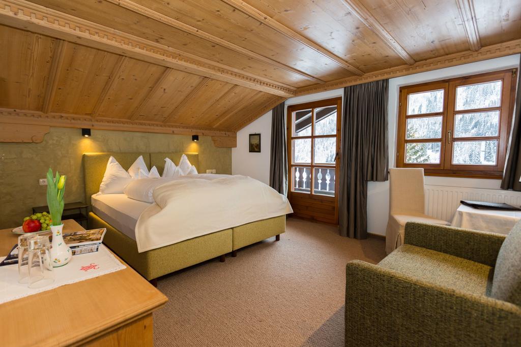 Chalet Brunnenhof Sankt Anton am Arlberg Ngoại thất bức ảnh